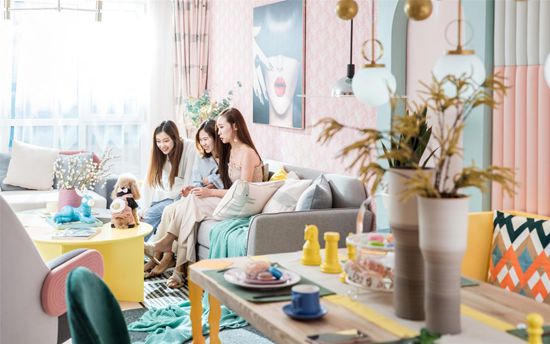 時尚單身女青年的“浪漫滿屋”，北歐風定制意想不到的絢麗多姿！
